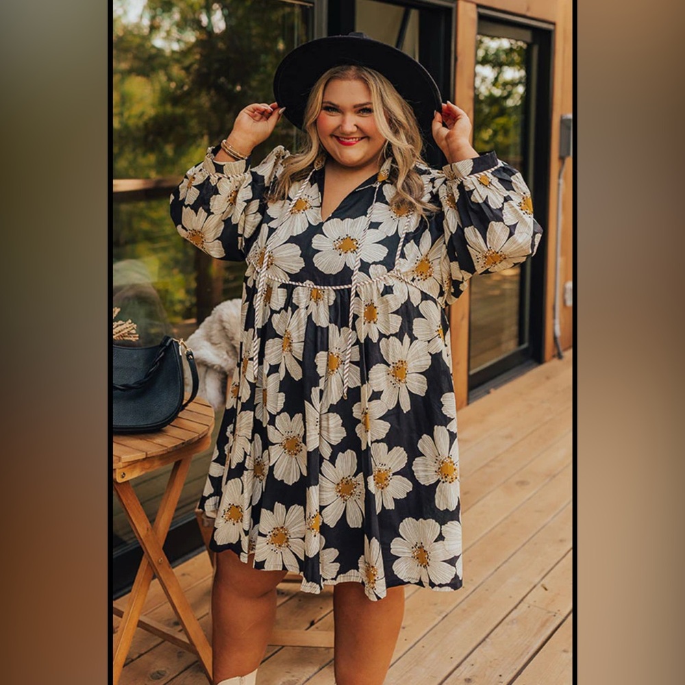 Entro Black and Cream Floral Long Sleeve Dress